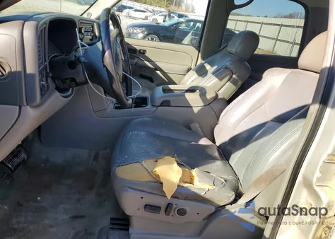 2005 Chevrolet Tahoe C1500 из США, поврежденный, VIN 1GNEC13TX5R129642